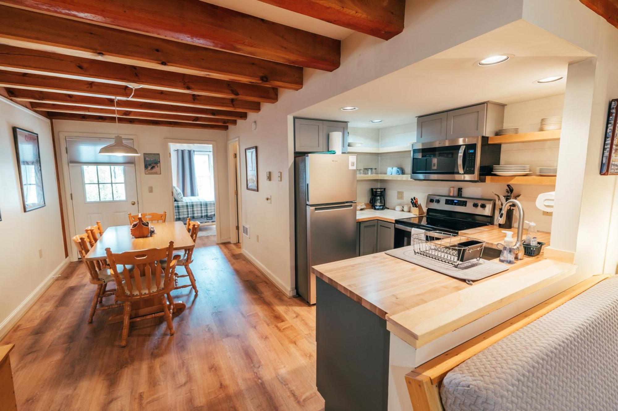 Newly Renovated & Furnished Condo, Only 3 Min To Sunday River! Bethel Exterior foto
